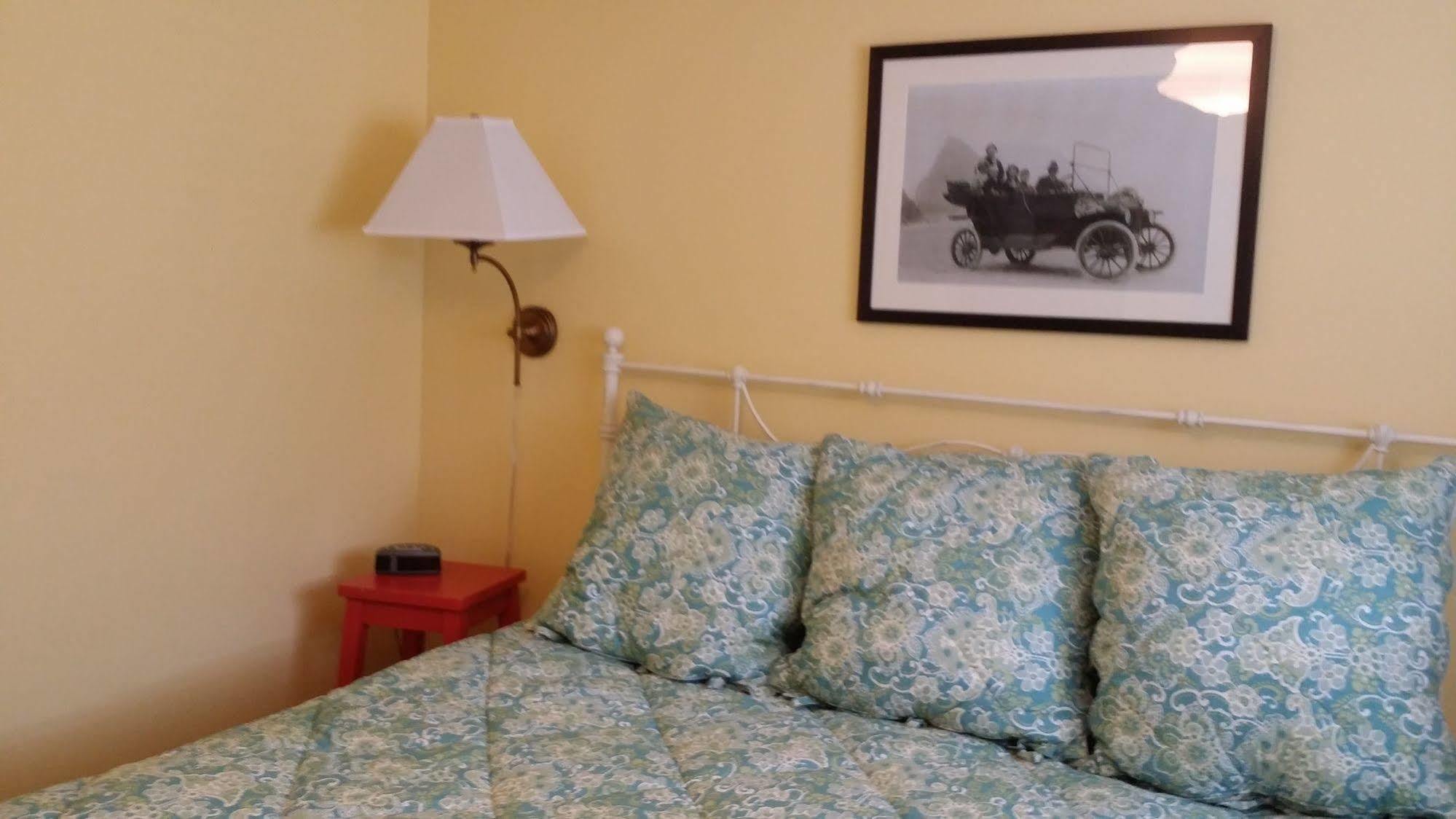 Sea Sprite At Haystack Rock Hotel Cannon Beach Exterior photo